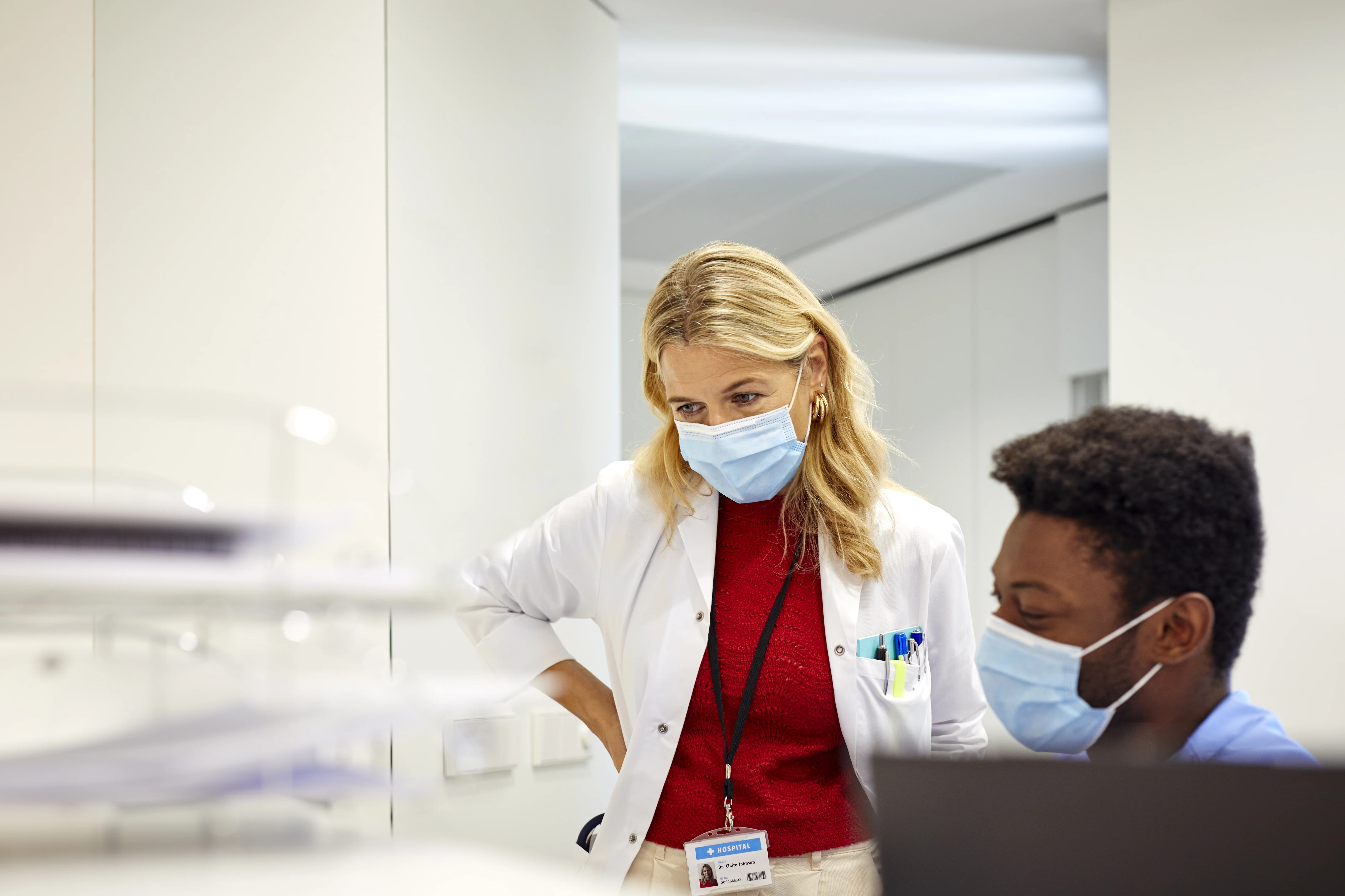 um médico e um paciente